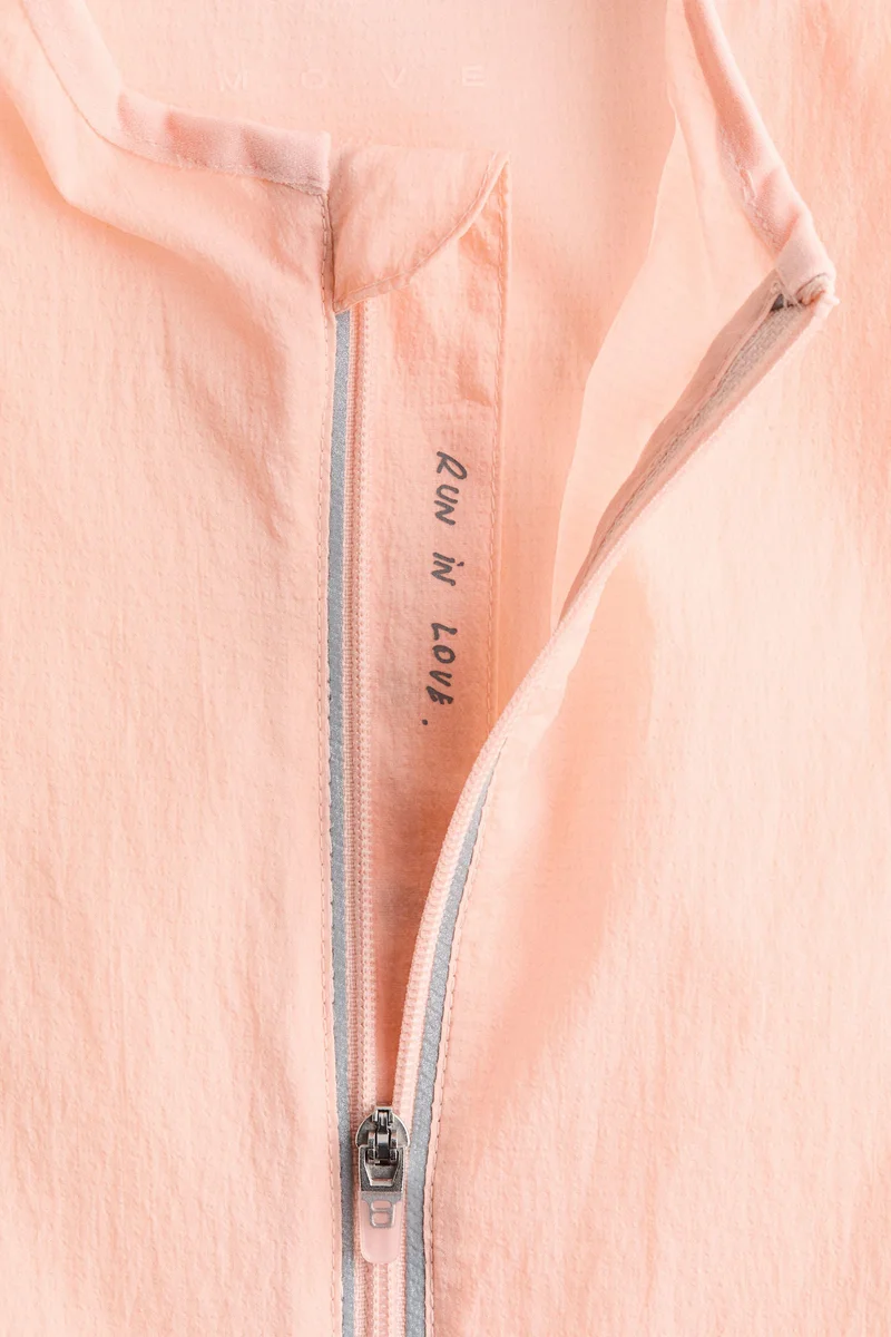 H&M  Lightweight running jacket with DryMove™ for Women | Best Price UAE